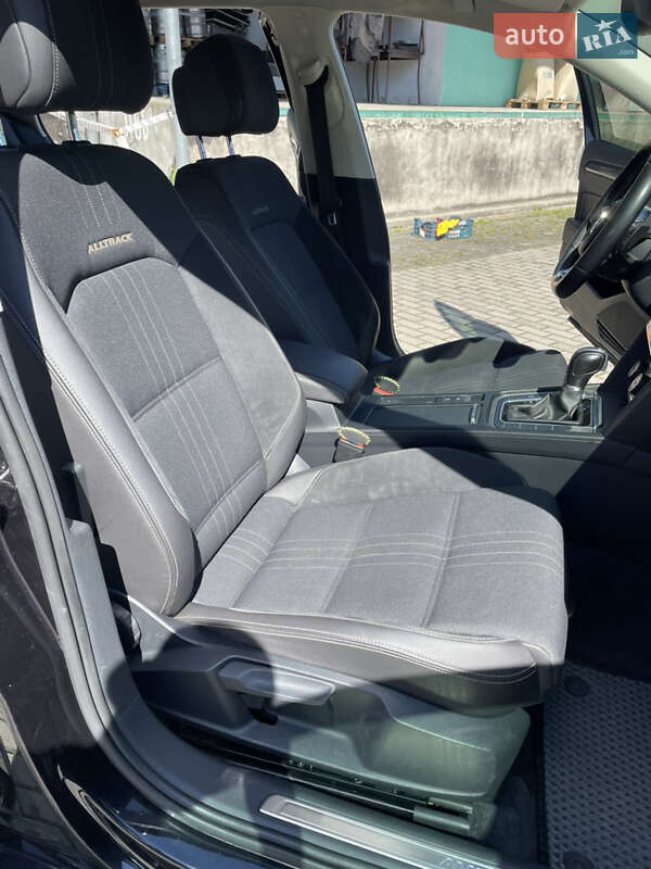 Универсал Volkswagen Passat Alltrack 2016 в Хусте