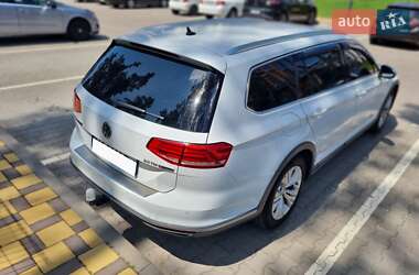 Универсал Volkswagen Passat Alltrack 2017 в 