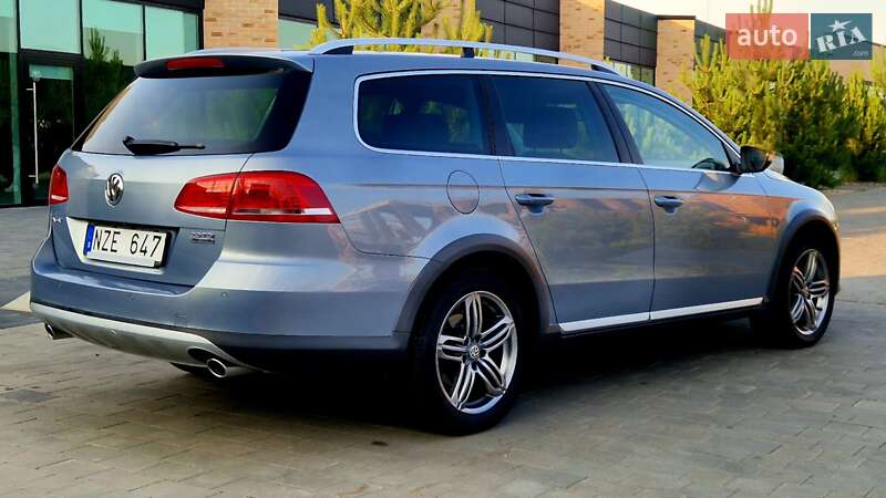 Универсал Volkswagen Passat Alltrack 2014 в Хмельницком
