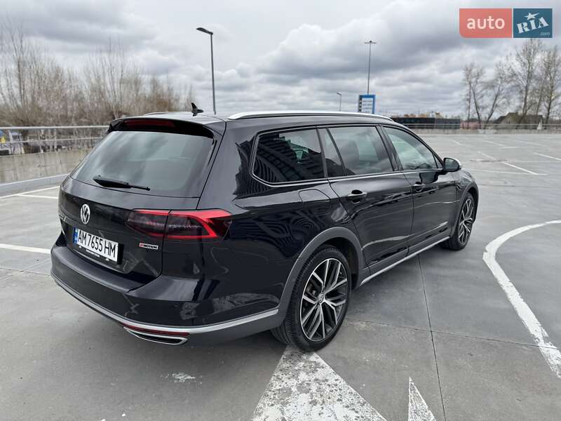 Универсал Volkswagen Passat Alltrack 2019 в Киеве фото 29 Универсал Volkswagen Passat Alltrack 2019 в Киеве