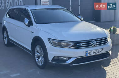 Универсал Volkswagen Passat Alltrack 2015 в Львове