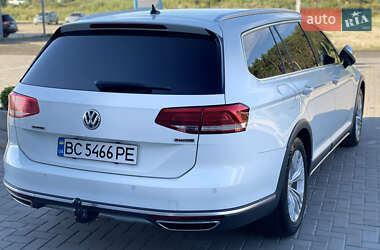Універсал Volkswagen Passat Alltrack 2015 в 