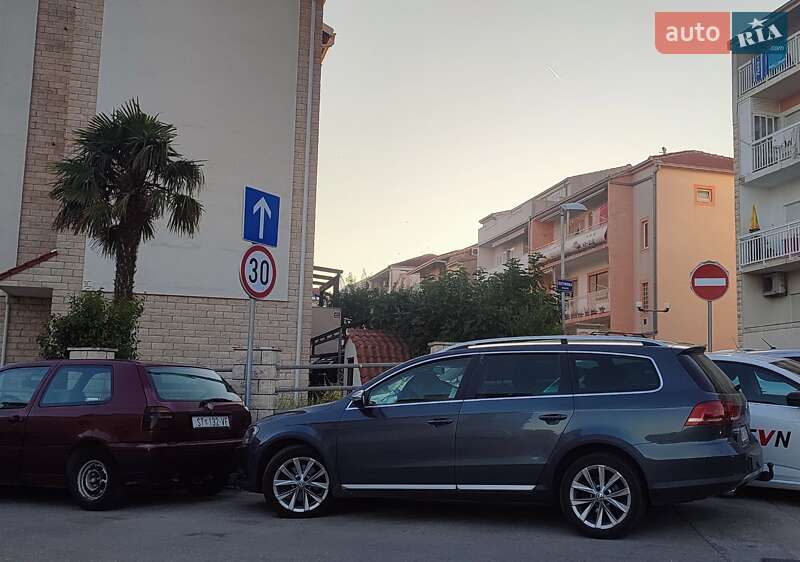 Универсал Volkswagen Passat Alltrack 2013 в Львове