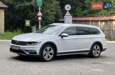 Универсал Volkswagen Passat Alltrack 2016 в Черновцах