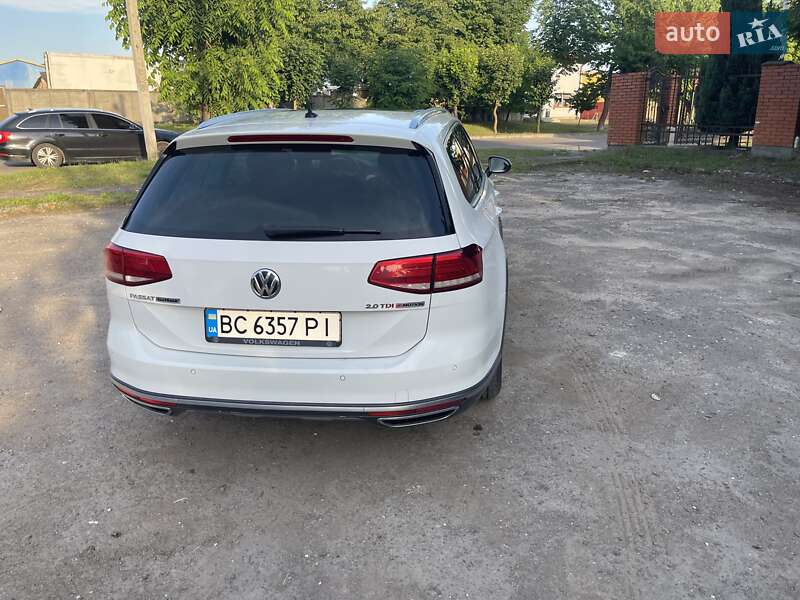 Универсал Volkswagen Passat Alltrack 2017 в Бродах