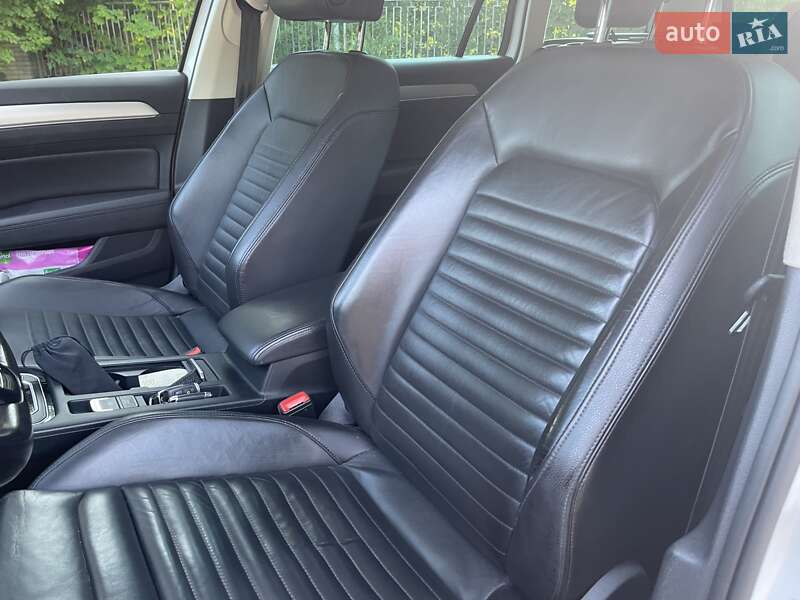 Универсал Volkswagen Passat Alltrack 2017 в Бродах