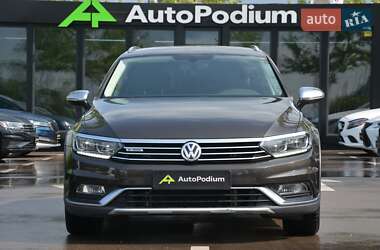 Универсал Volkswagen Passat Alltrack 2017 в Киеве