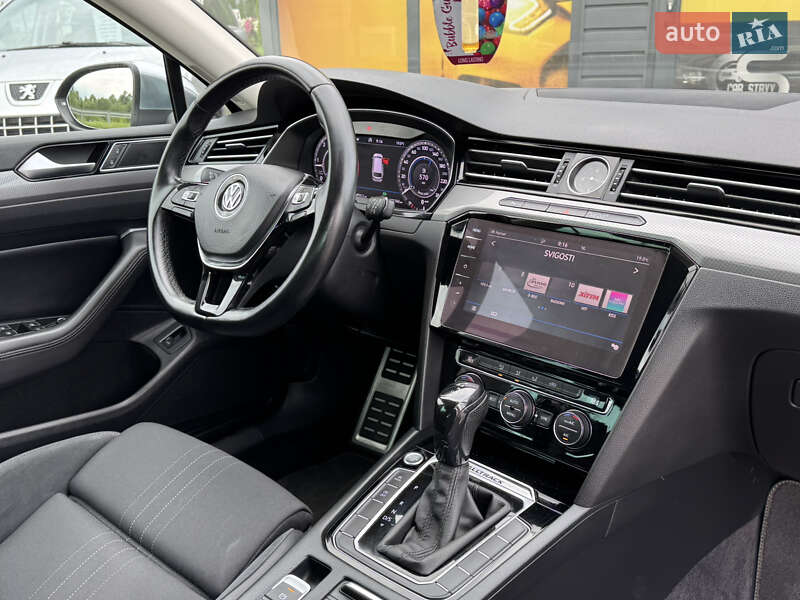 Универсал Volkswagen Passat Alltrack 2018 в Стрые