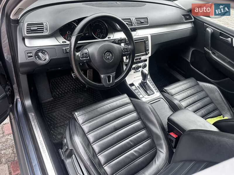 Универсал Volkswagen Passat Alltrack 2014 в Ровно