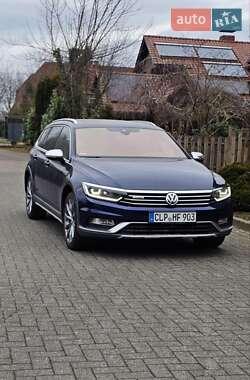 Універсал Volkswagen Passat Alltrack 2017 в Нововолинську