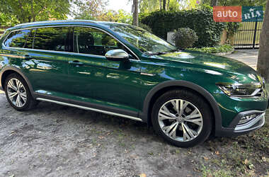 Універсал Volkswagen Passat Alltrack 2020 в Києві