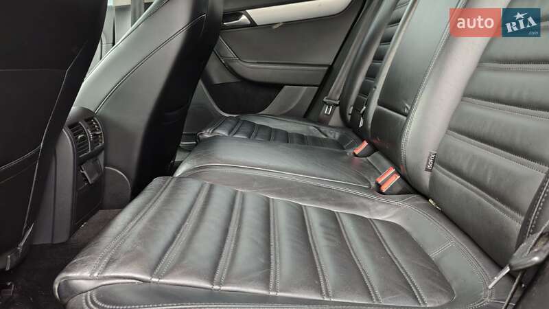 Универсал Volkswagen Passat Alltrack 2012 в Броварах