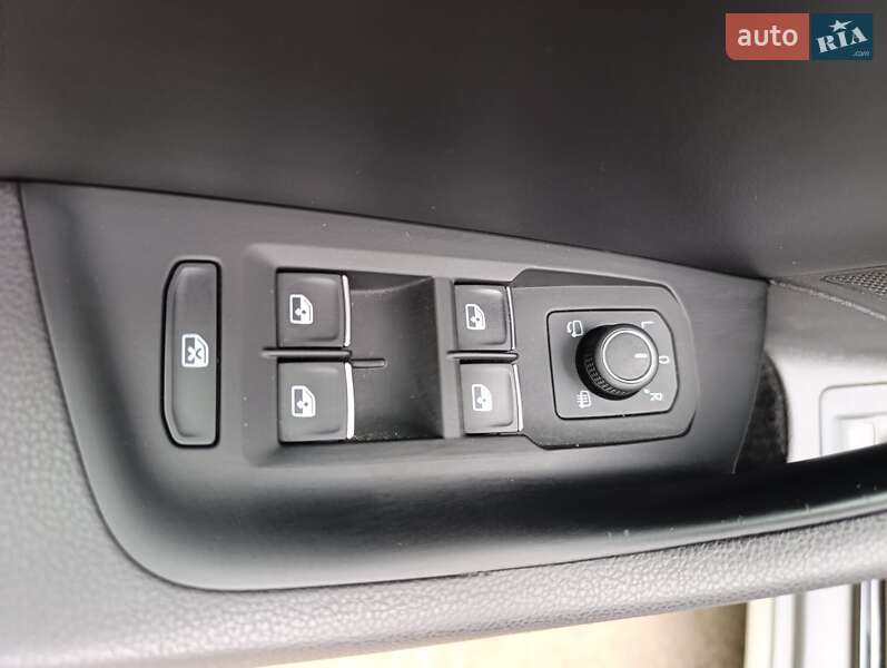 Универсал Volkswagen Passat Alltrack 2019 в Луцке