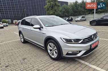 Универсал Volkswagen Passat Alltrack 2019 в Луцке