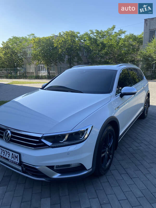 Универсал Volkswagen Passat Alltrack 2018 в Горишних Плавнях фото 2 Универсал Volkswagen Passat Alltrack 2018 в Горишних Плавнях