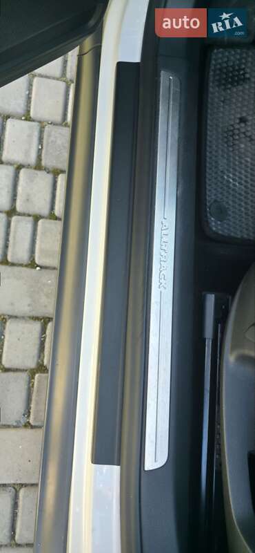 Універсал Volkswagen Passat Alltrack 2014 в Києві фото 20 Універсал Volkswagen Passat Alltrack 2014 в Києві