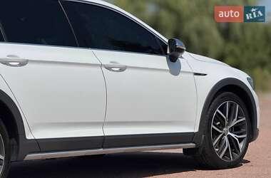 Универсал Volkswagen Passat Alltrack 2018 в 