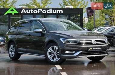 Универсал Volkswagen Passat Alltrack 2017 в Киеве