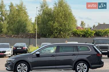 Універсал Volkswagen Passat Alltrack 2020 в 