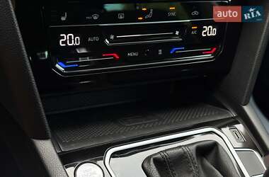 Універсал Volkswagen Passat Alltrack 2020 в 