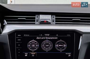 Універсал Volkswagen Passat Alltrack 2020 в 