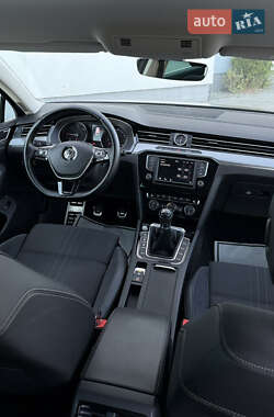 Универсал Volkswagen Passat Alltrack 2017 в 