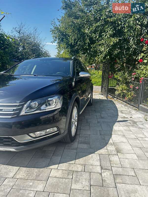 Универсал Volkswagen Passat Alltrack 2012 в Городке