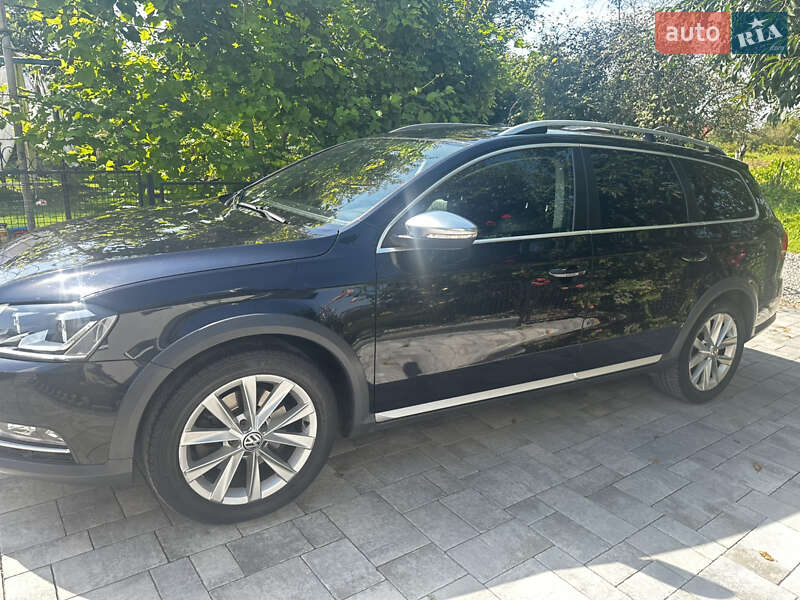 Универсал Volkswagen Passat Alltrack 2012 в Городке