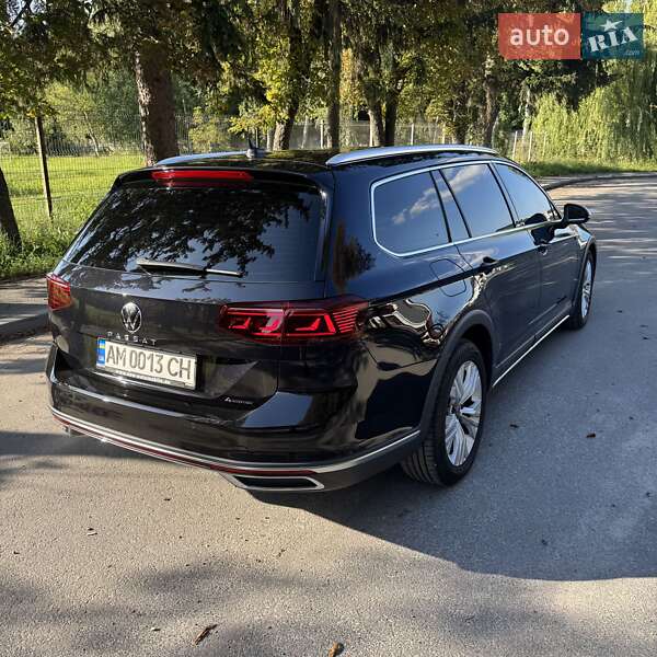 Универсал Volkswagen Passat Alltrack 2021 в Звягеле