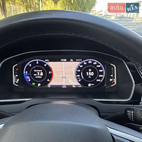 Универсал Volkswagen Passat Alltrack 2021 в Звягеле