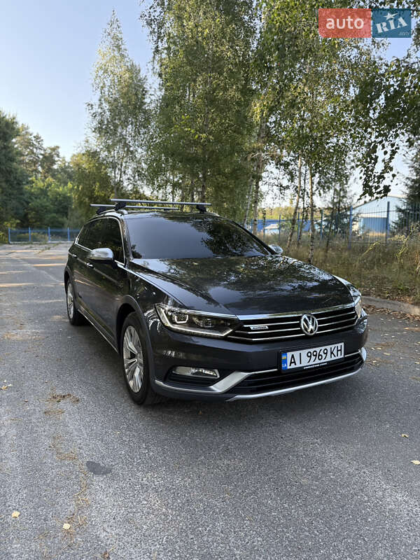 Универсал Volkswagen Passat Alltrack 2018 в Буче