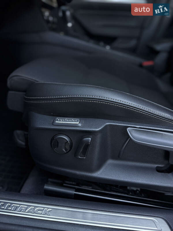 Универсал Volkswagen Passat Alltrack 2018 в Буче