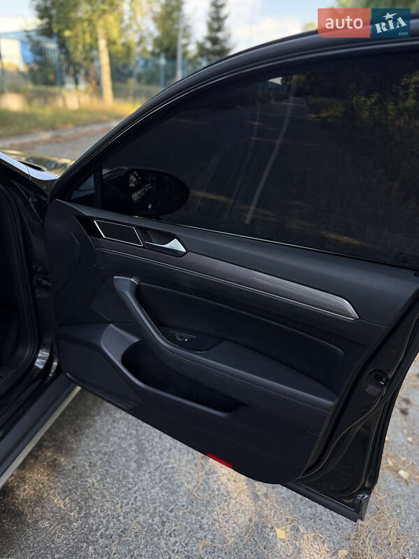 Универсал Volkswagen Passat Alltrack 2018 в Буче