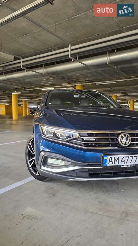 Универсал Volkswagen Passat Alltrack 2019 в Киеве