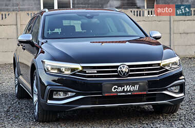 Универсал Volkswagen Passat Alltrack 2021 в 