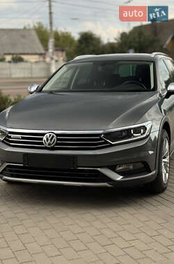 Универсал Volkswagen Passat Alltrack 2017 в 