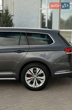 Универсал Volkswagen Passat Alltrack 2017 в 