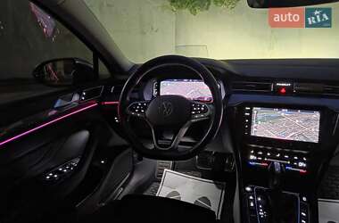 Универсал Volkswagen Passat Alltrack 2021 в 