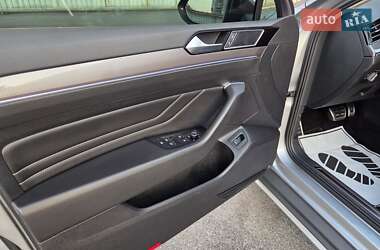 Универсал Volkswagen Passat Alltrack 2021 в 