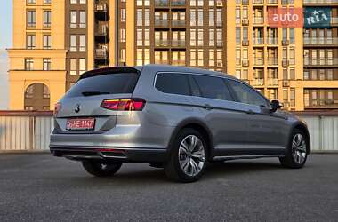 Универсал Volkswagen Passat Alltrack 2021 в 