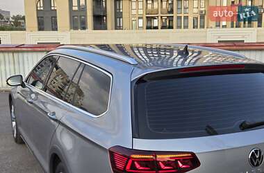 Универсал Volkswagen Passat Alltrack 2021 в 