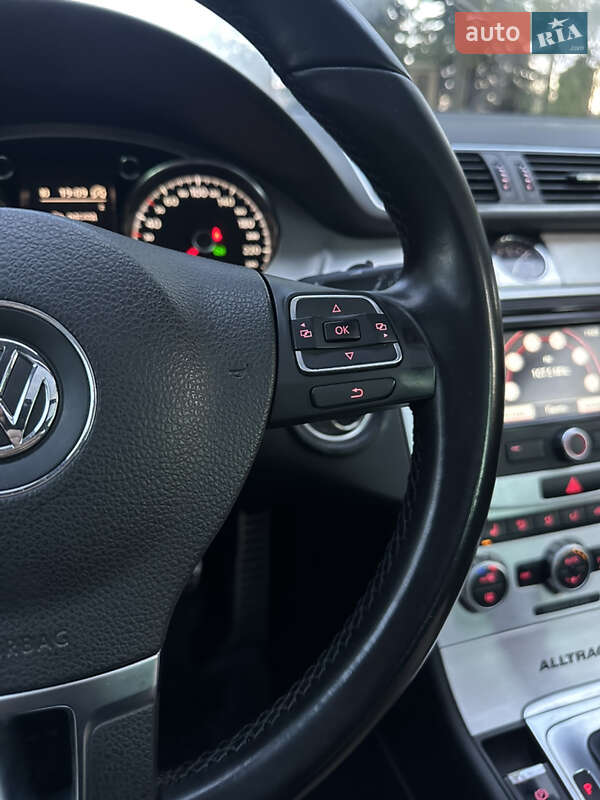 Универсал Volkswagen Passat Alltrack 2013 в Сарнах