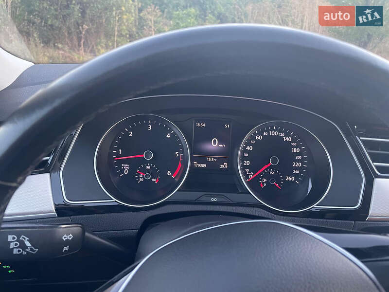 Универсал Volkswagen Passat Alltrack 2016 в Подольске