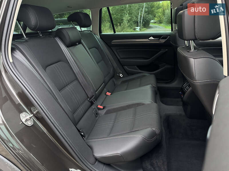 Универсал Volkswagen Passat Alltrack 2018 в Луцке