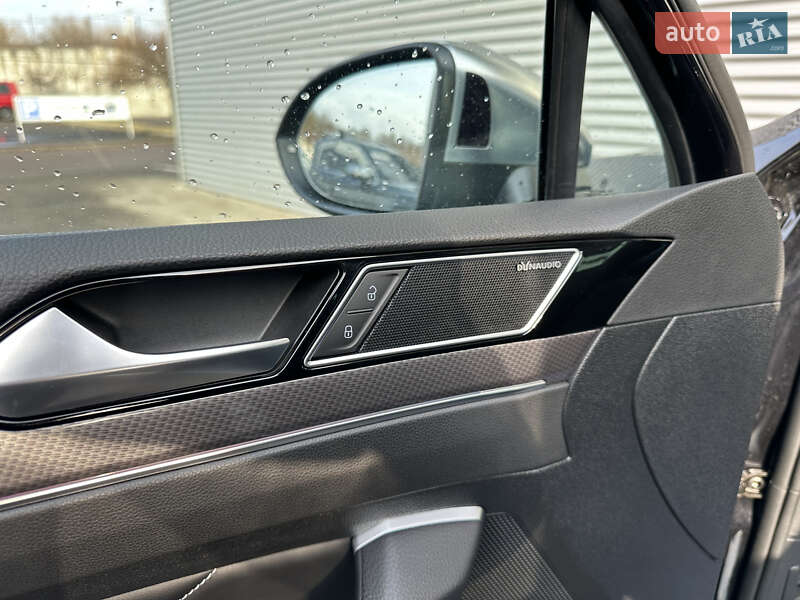 Универсал Volkswagen Passat Alltrack 2020 в Ровно
