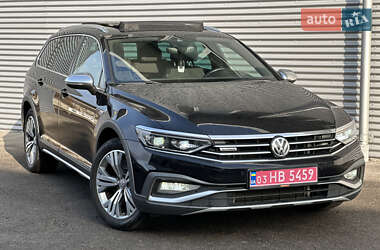 Универсал Volkswagen Passat Alltrack 2020 в 