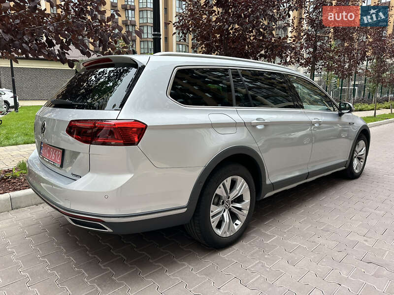Универсал Volkswagen Passat Alltrack 2020 в Киеве фото 4 Универсал Volkswagen Passat Alltrack 2020 в Киеве
