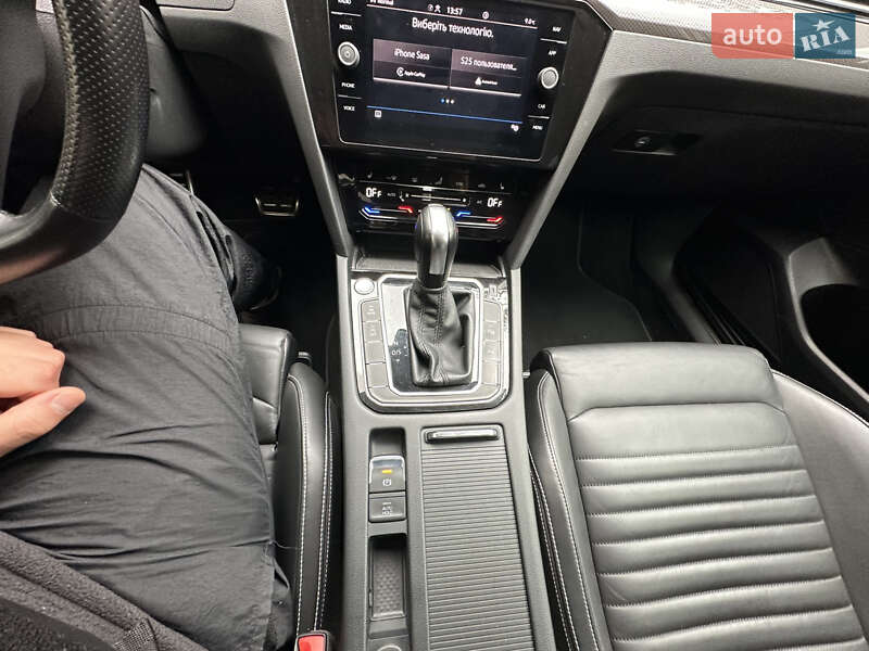 Универсал Volkswagen Passat Alltrack 2020 в Киеве фото 32 Универсал Volkswagen Passat Alltrack 2020 в Киеве