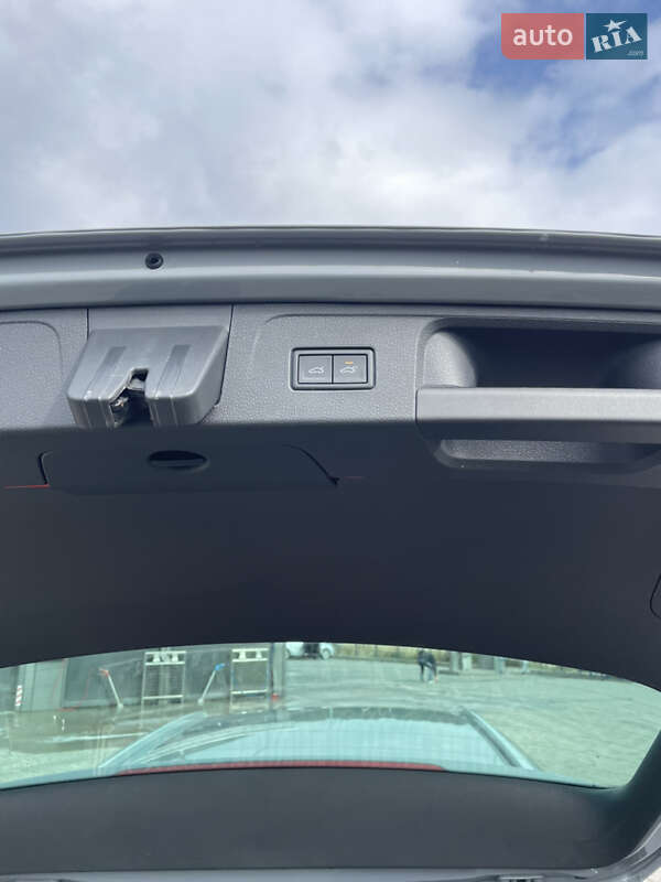 Универсал Volkswagen Passat Alltrack 2022 в Львове фото 17 Универсал Volkswagen Passat Alltrack 2022 в Львове