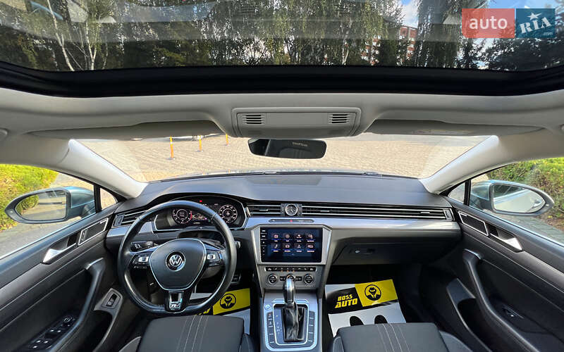 Універсал Volkswagen Passat Alltrack 2019 в Львові